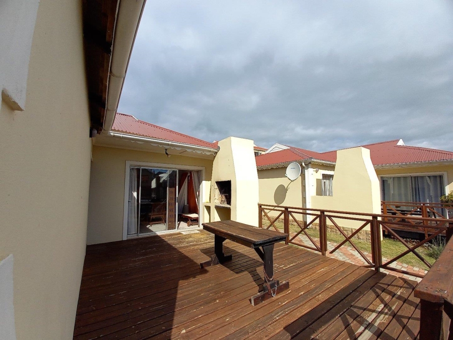 4 Bedroom Property for Sale in Marina Martinique Eastern Cape